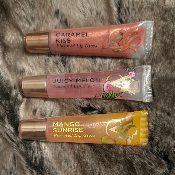 Victoria’s Secret Lipgloss Set - Caramel Kiss, Juicy Melon, Mango Sunrise SEALED - Picture 1 of 1